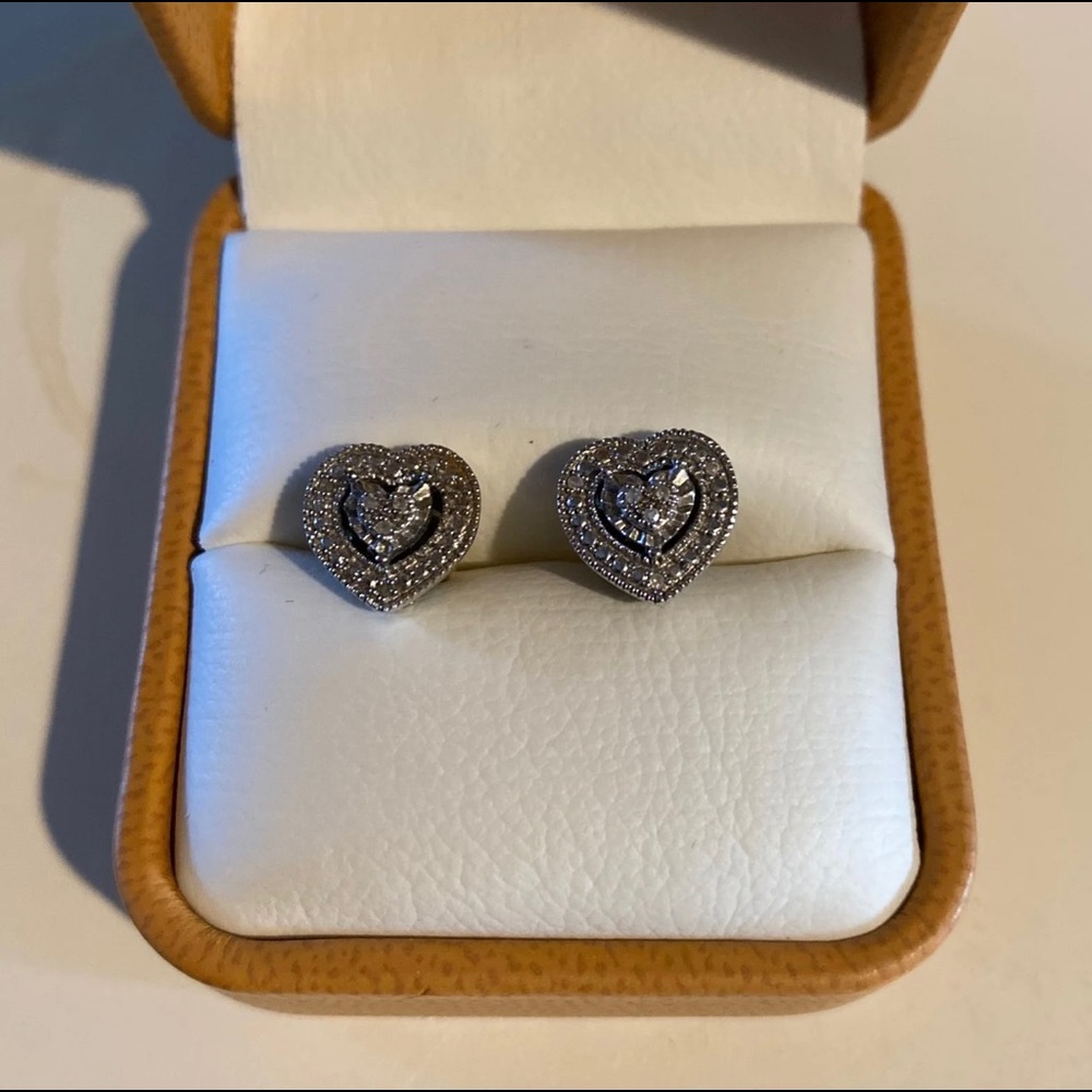 Heart diamond earrings
